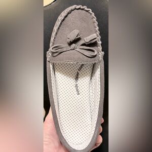 Gray Suede Moccasin Slippers With Bow Soft Insole Size 7